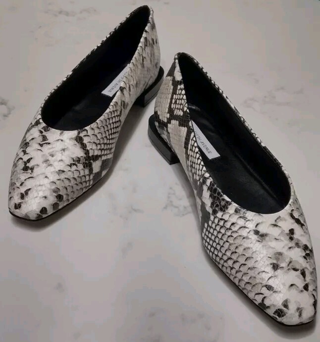Saks Fifth Avenue Women's Embossed Python Black White Flats Size 8