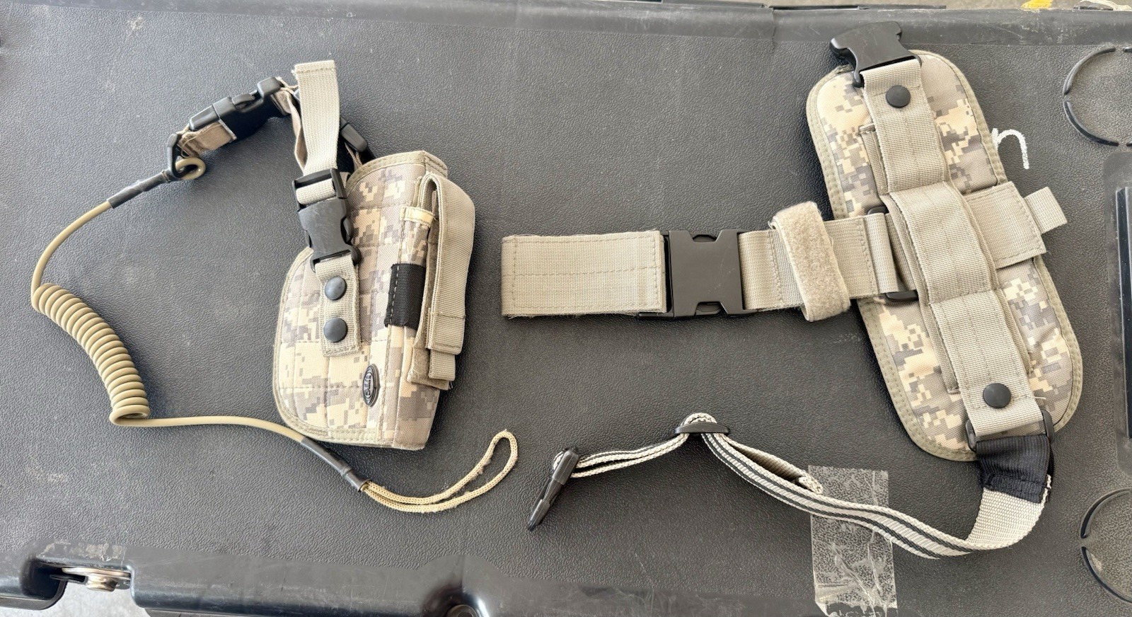 UTG Military Army Universal Camouflage Pattern UCP Drop Leg Holster Right Hand