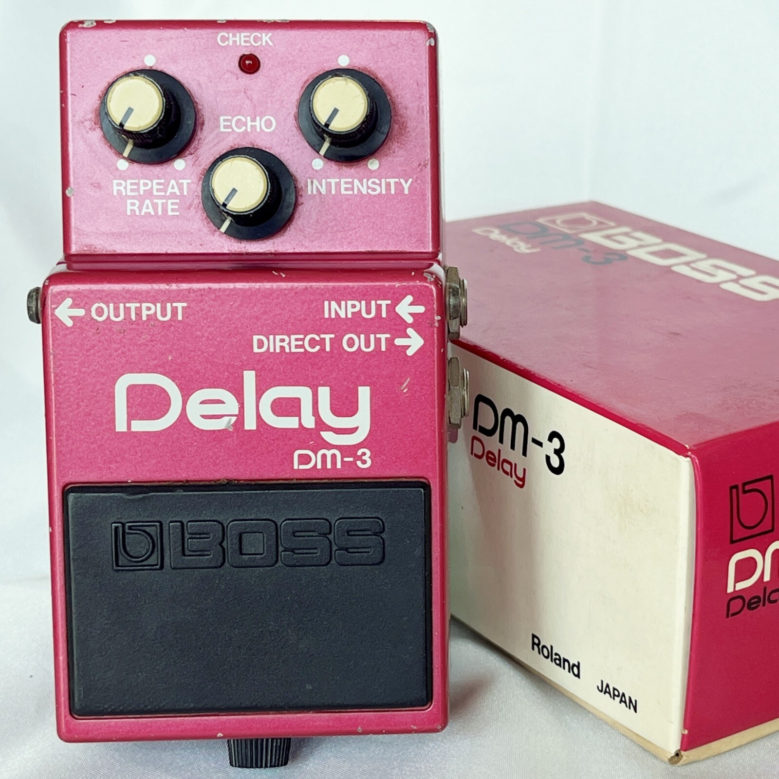 BOSS DM-3 Delay W/Box 1984 Analog Delay Vintage Guitar Pedal Made in Japan ACA