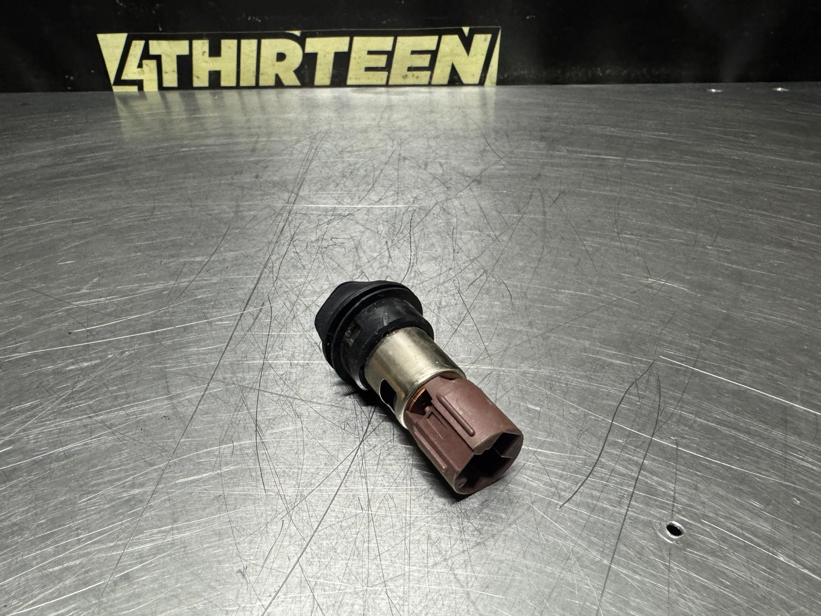 05-13 C6 CORVETTE CIGARETTE LIGHTER SOCKET OEM #N555