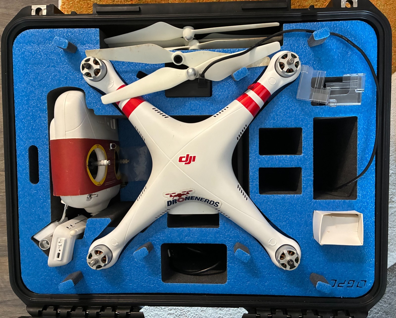 DJI Phantom 2 Vision Plus Drone PV331 w/ Remote Control Range Extender UNTESTED