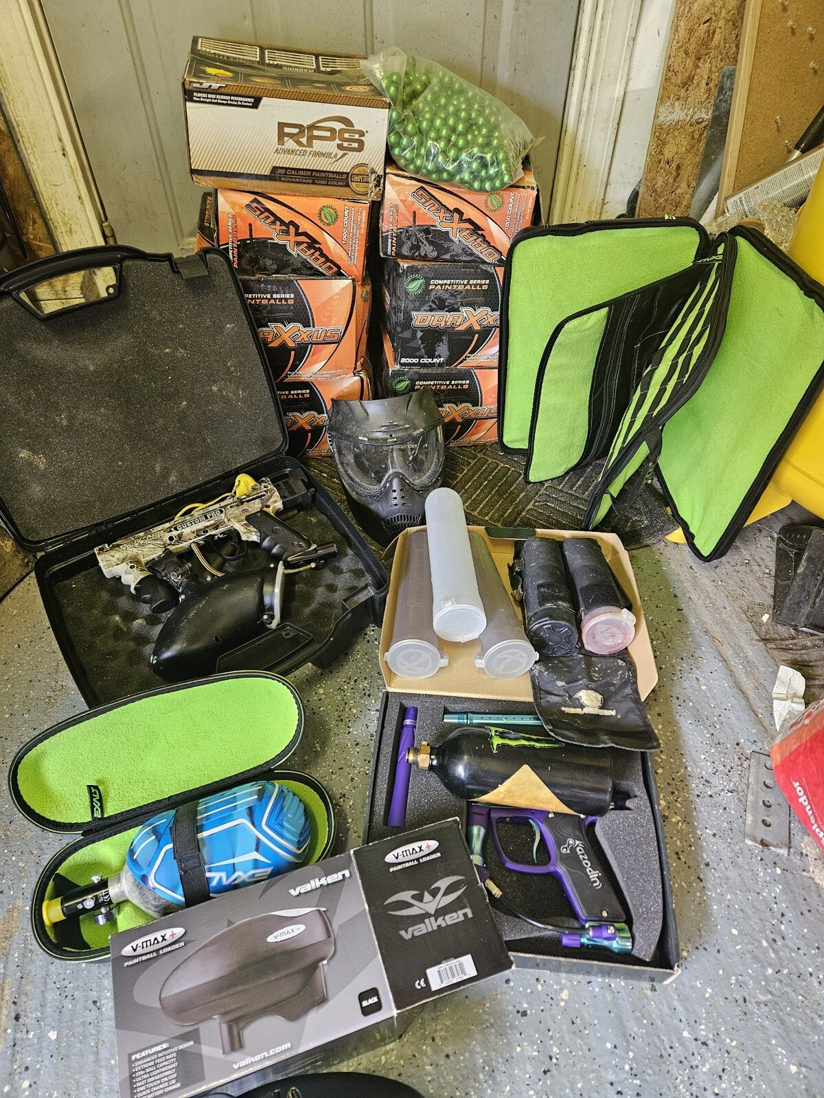 Paintball Lot Worth Over 1200 Dollars!!