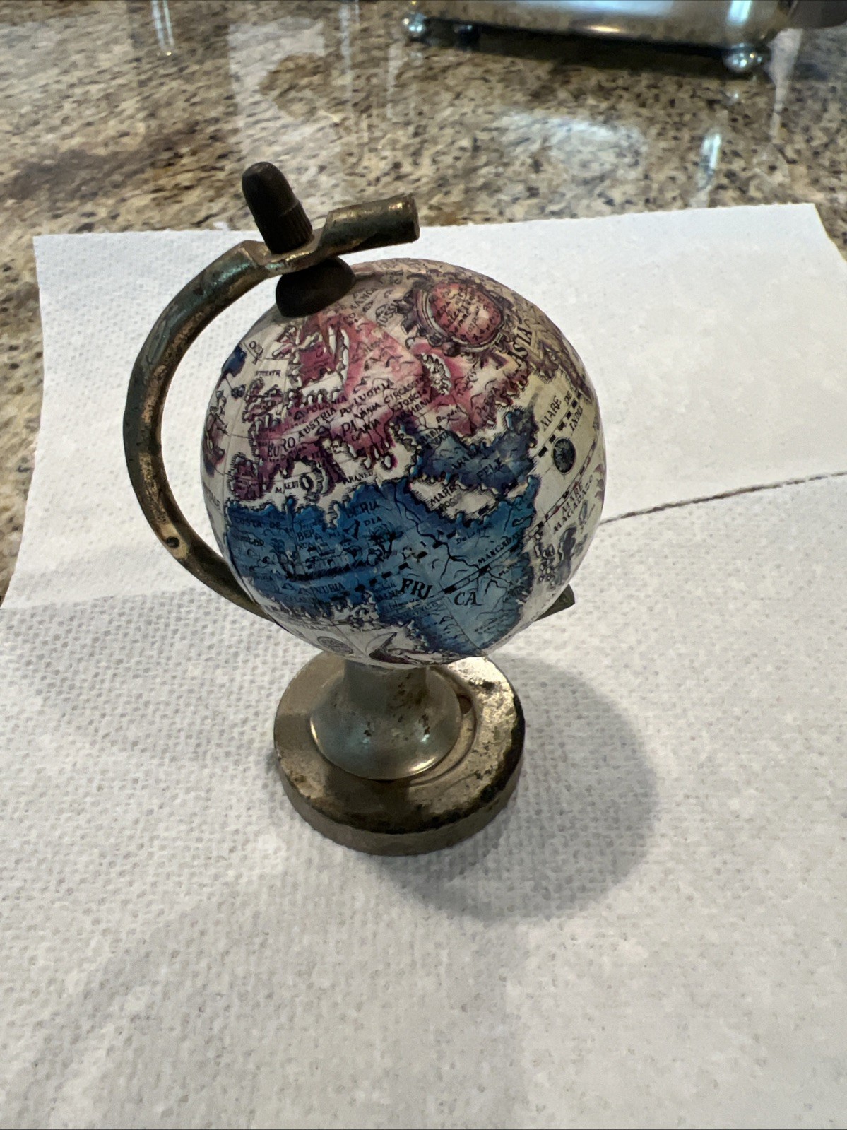 VTG 1970’s Italian Miniature Globe on metal base, made in Japan 4" #4C