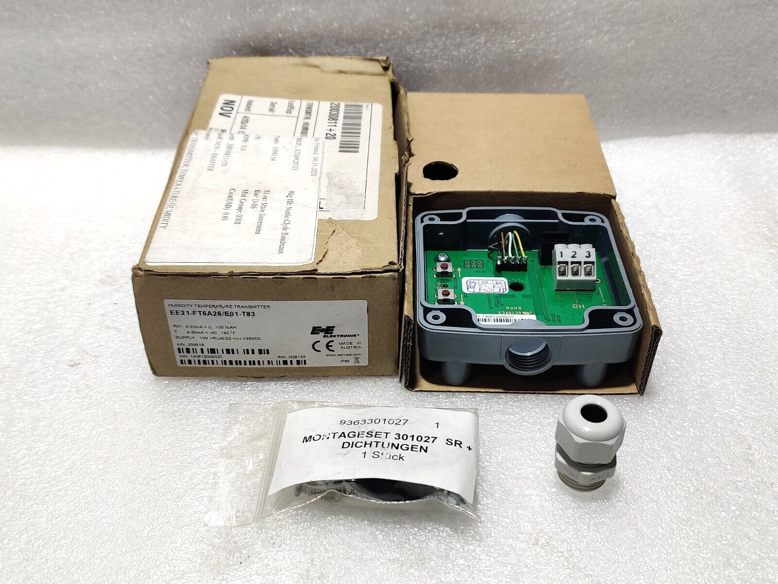 E+E Electronik EE21-FT6A26/E01-T83 Humidity Temperature Transmitter