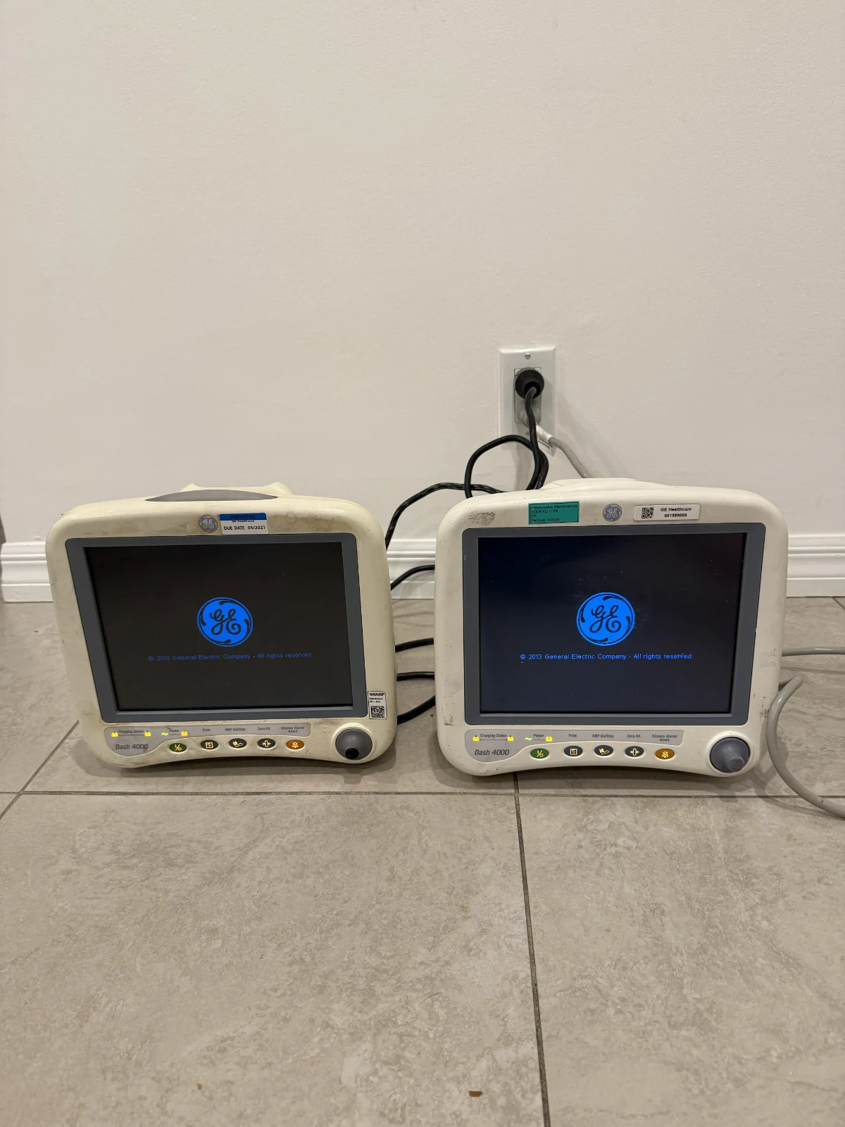 Pair of Used, Tested & Working GE Dash 4000 Patient Monitor