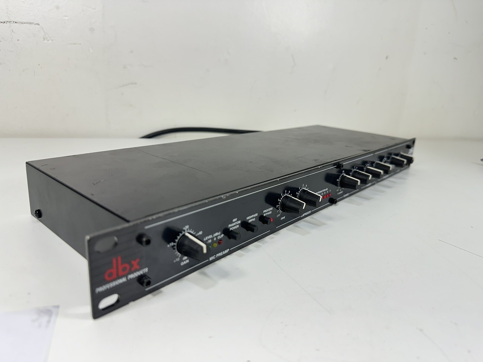 DBX 286A ~ Microphone Preamp & Processor ~ Power On / READ DESCRIPTION