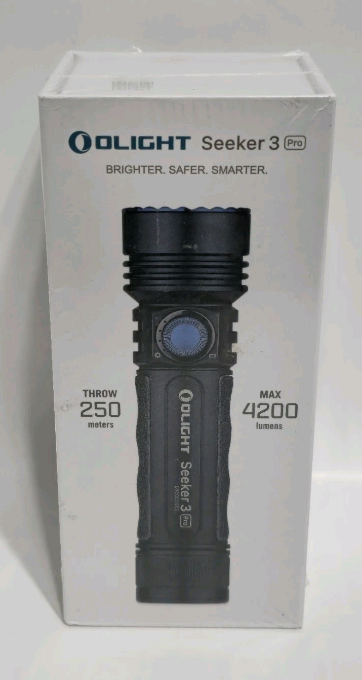 OLIGHT SEEKER 3 PRO - RECHARGEABLE LED FLASHLIGHT - 4200 LUMEN MAX - BLACK
