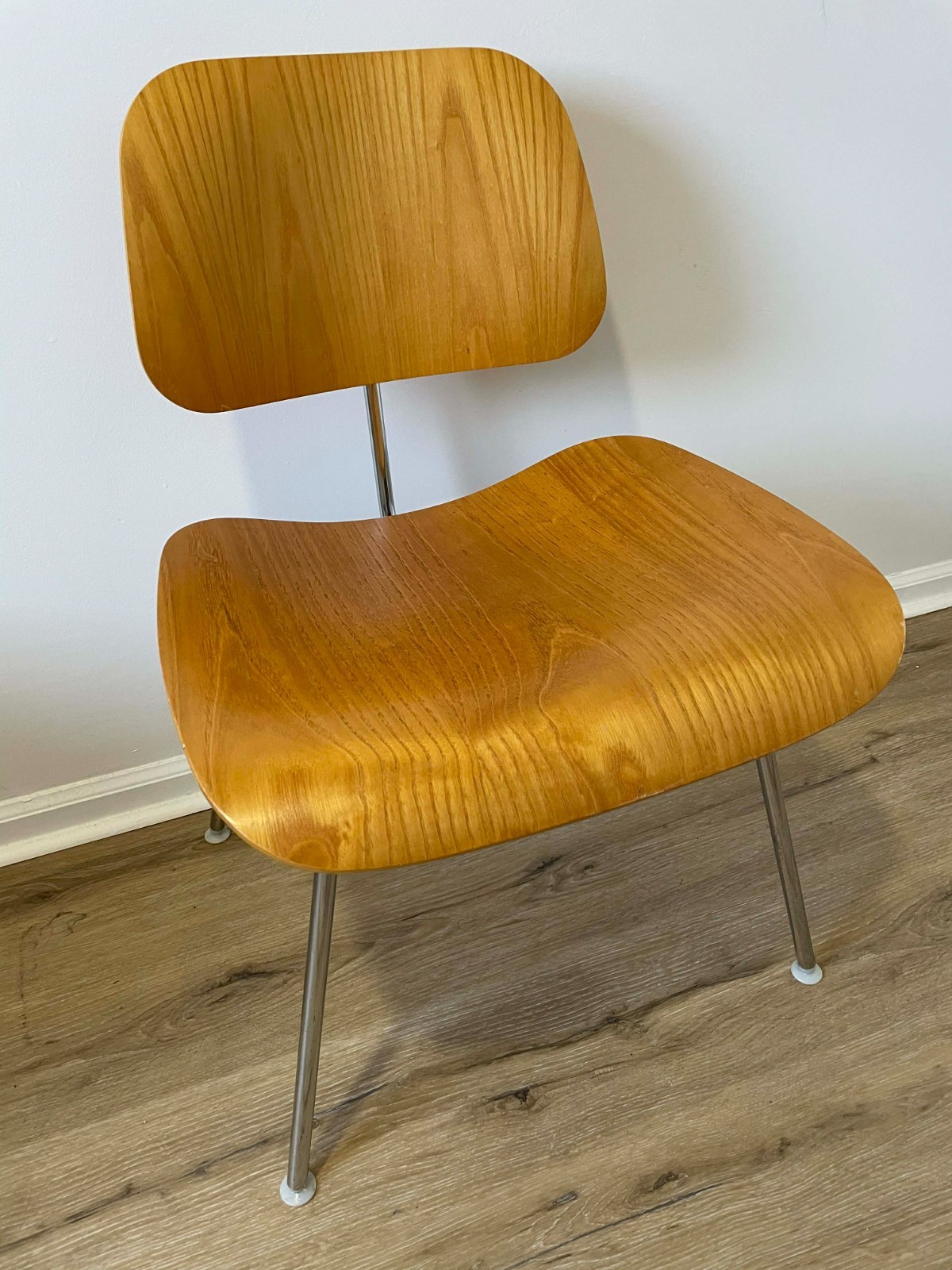 Vintage Charles and Ray Eames Dining Chair DCM Molded Plywood Herman Miller