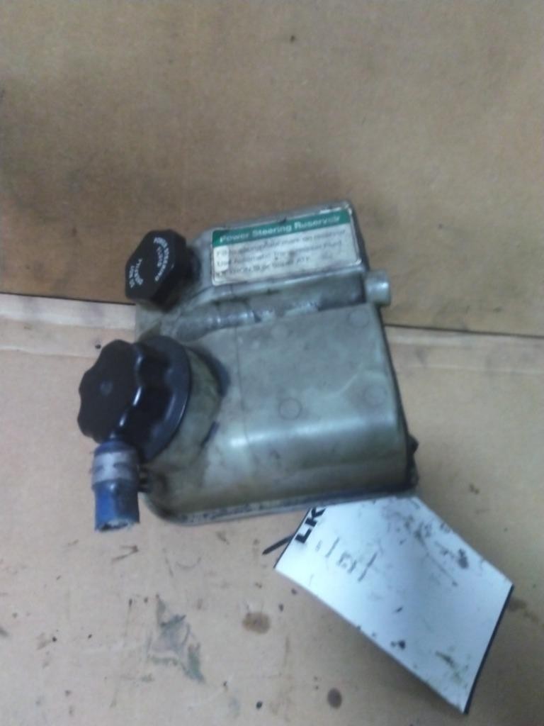 Replaces 2017 FREIGHTLINER CASCADIA 125 POWER STEERING RESERVOIR ,  IL