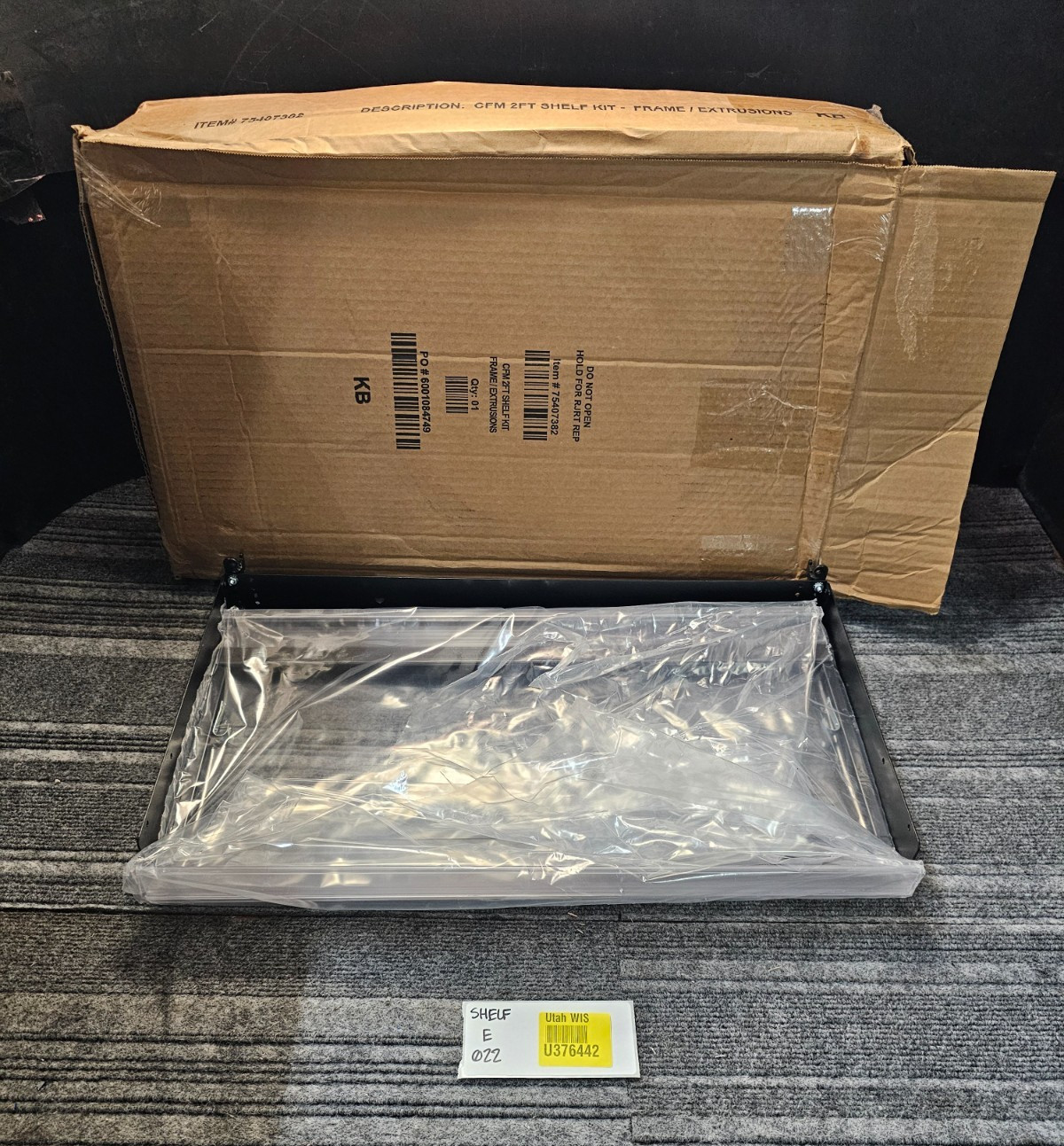 75407382 CFM 2ft Pack Shelf Frame/ Extrusions Black *PICTURED ITEM ONLY*