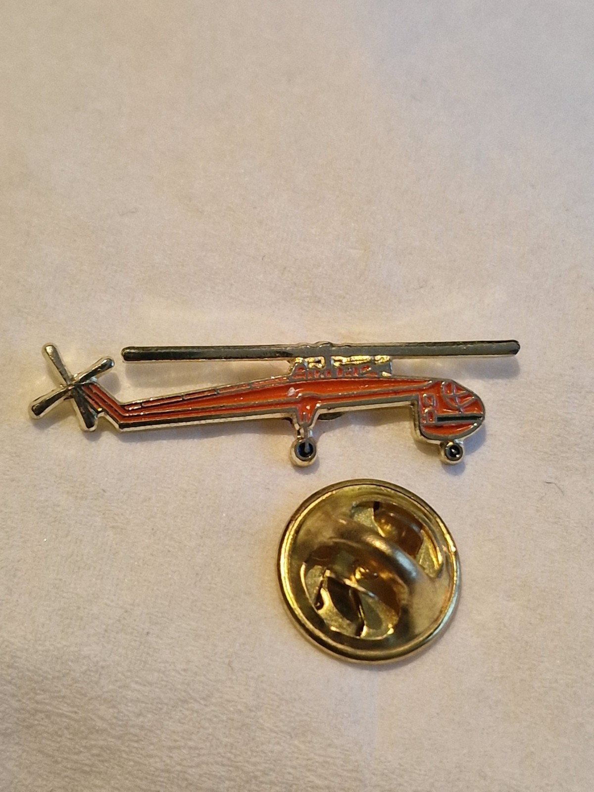 Helicopter Pin "Skycrane"