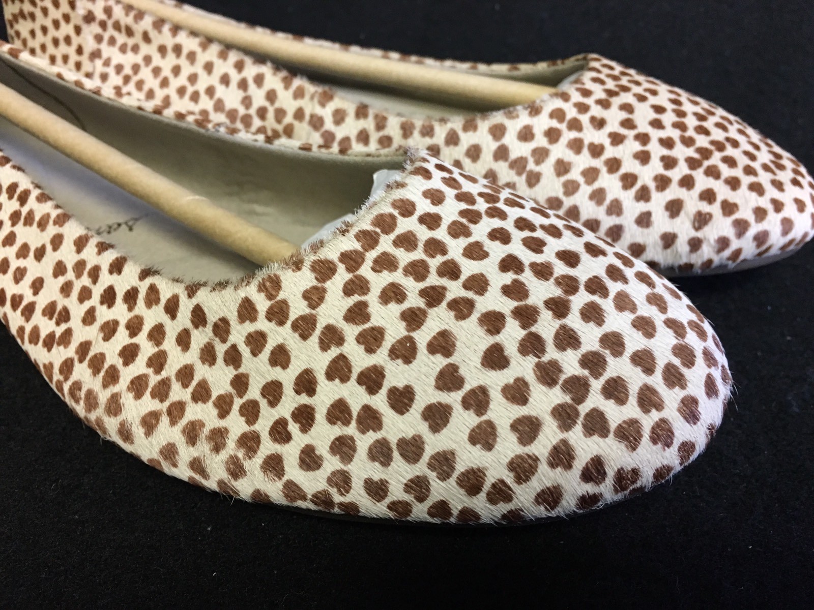 Sanuk YOGA EVE SELECT Womens Slip On Ballet Flat Shoes Natural Brown Pony Hair