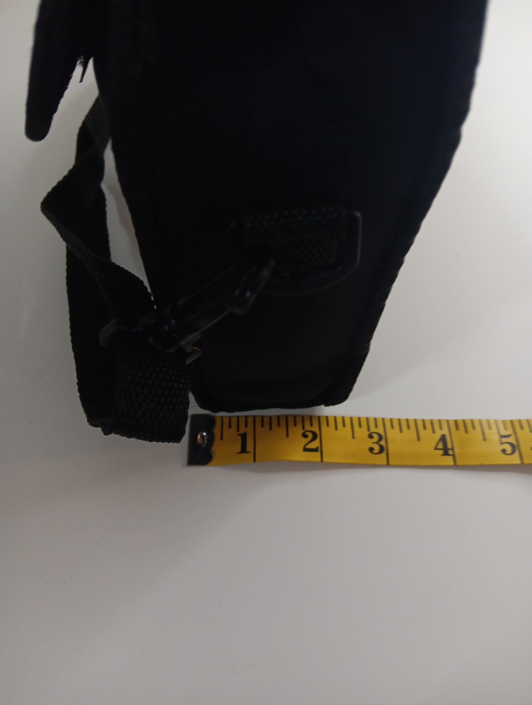 Red Head Binoculars / Camera Carrying Case W/ Cleaning Cloth And Strap