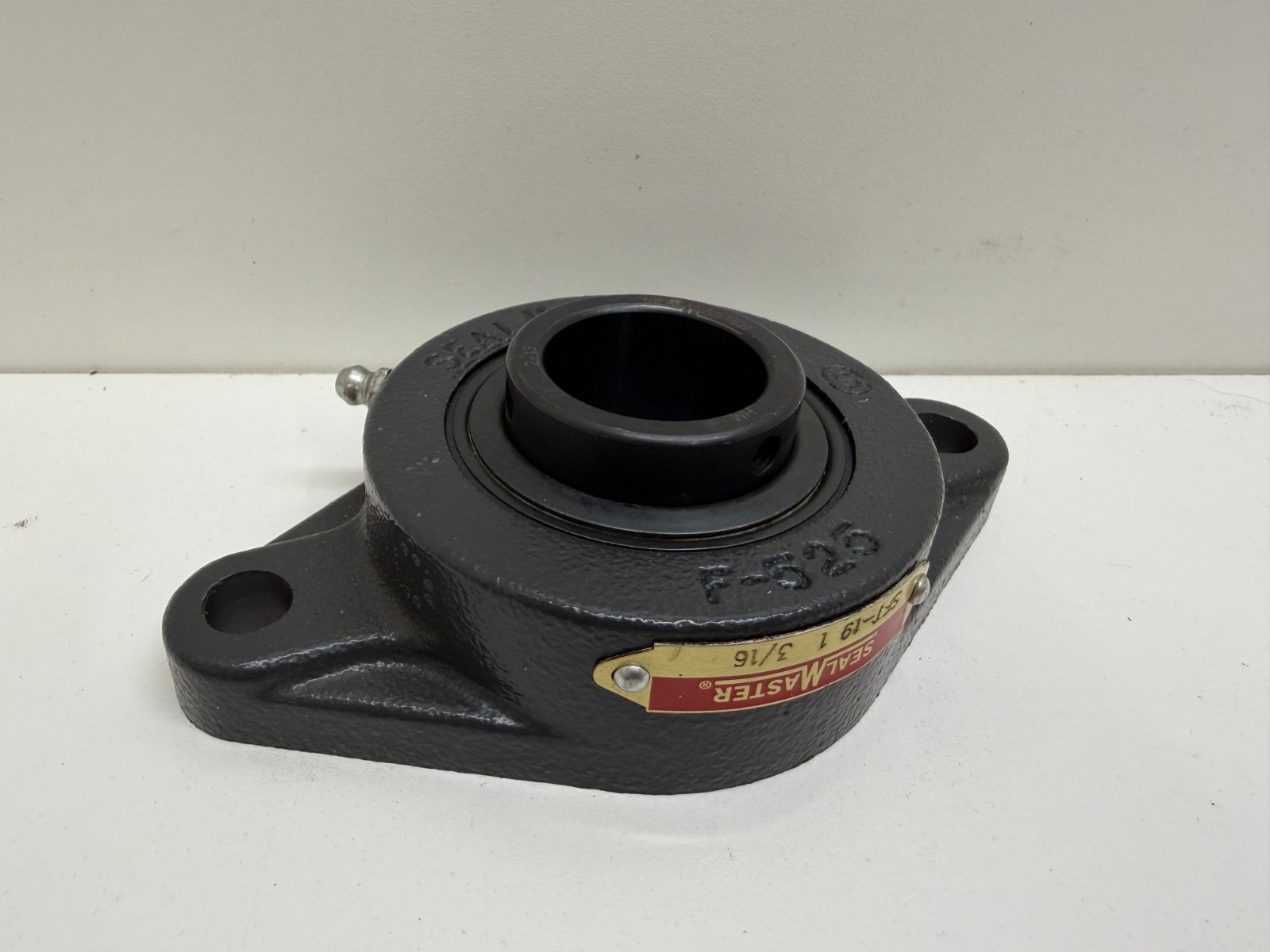 NEW OLD STOCK! SEALMASTER 1-3/16" BORE FLANGE MOUNT BALL BEARING SFT-19