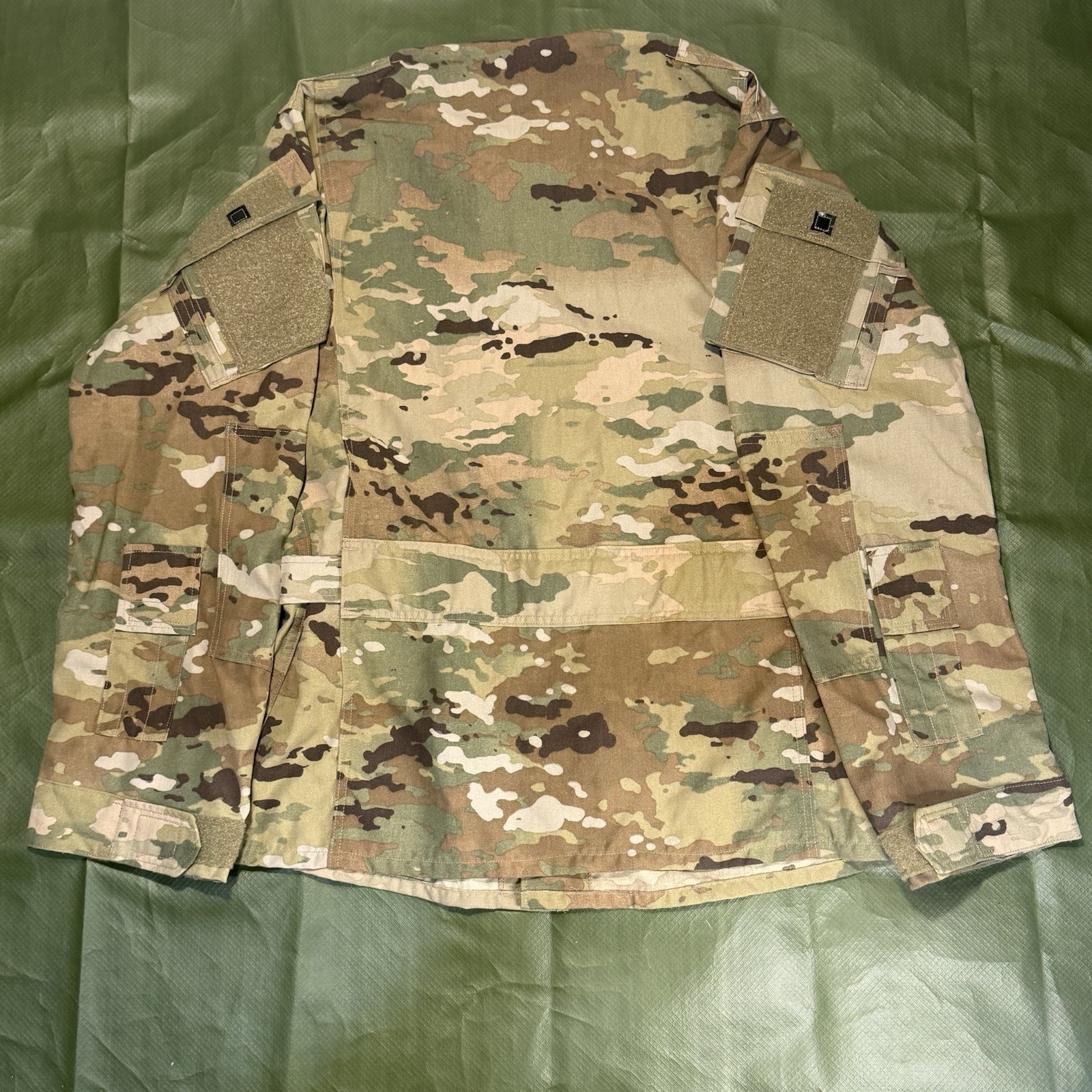 USGI A2CU Aircrew Combat Coat & Trousers Multicam / OCP Large - Regular