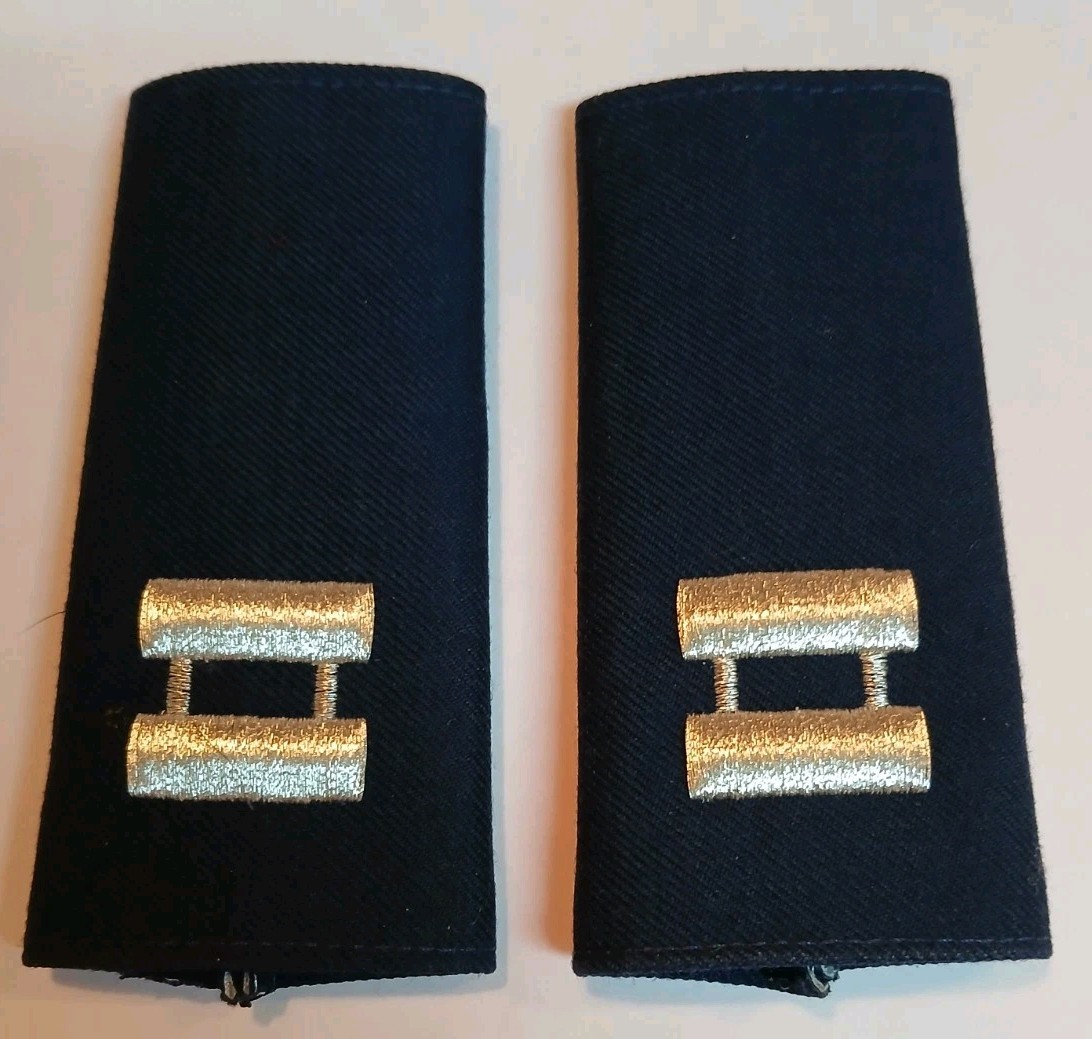 US Air Force Shoulder Epaulets Male Captain Large $12.98 Free Shipping