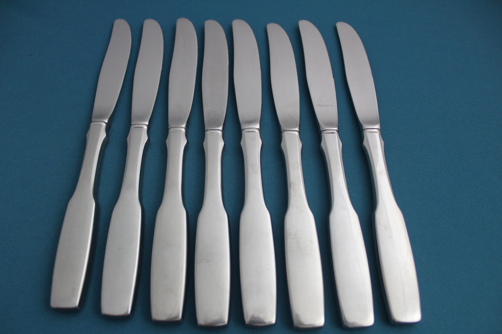 Oneida Community PAUL REVERE Dinner Knives Hollow (Set of 8) Stainless 8 1/2"