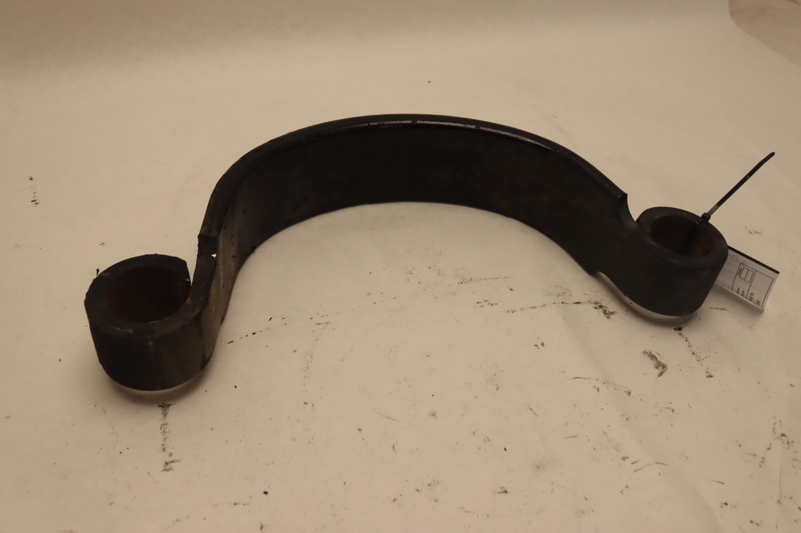 2013-2021 PETERBILT 579 PACCAR SINGLE LEAF C SPRING HANGER MOUNT OEM