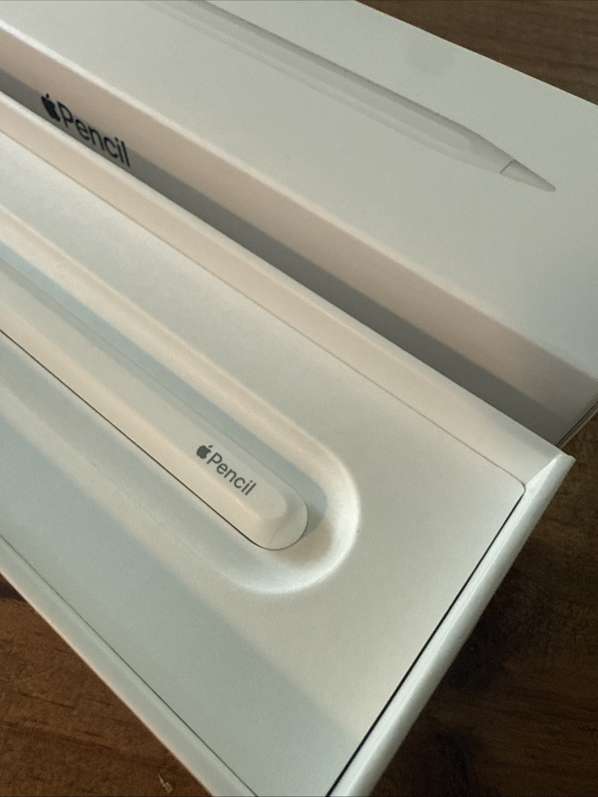 Apple Pencil 2nd Generation Stylus MU8F2AM/A with Wireless Charging