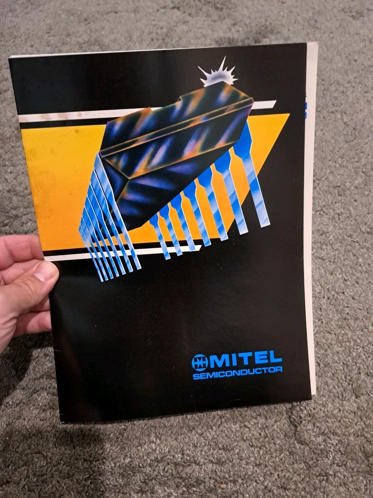 Mitel Semiconductor Sales Brochure + Tone Ringer ML8204 Technical Data