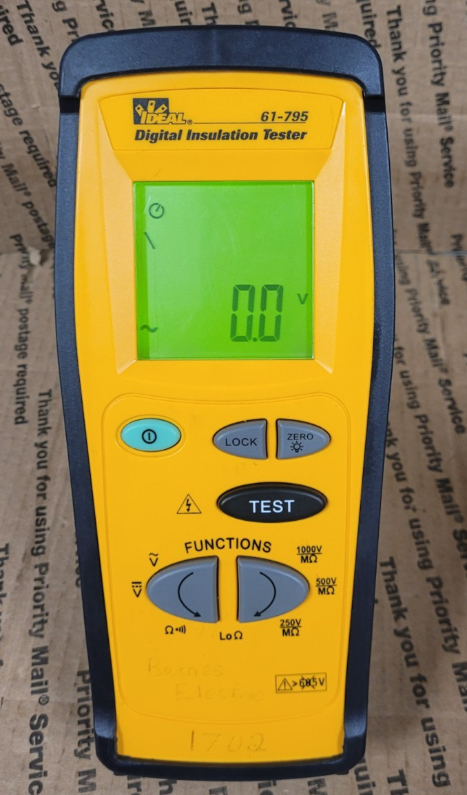 Ideal 61-795 Insulation or Megohm Meter/Tester (POWERS ON)
