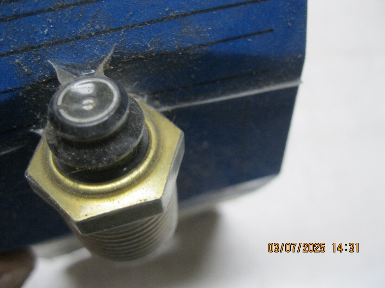 Engine Coolant Temperature Sensor Tomco 12003