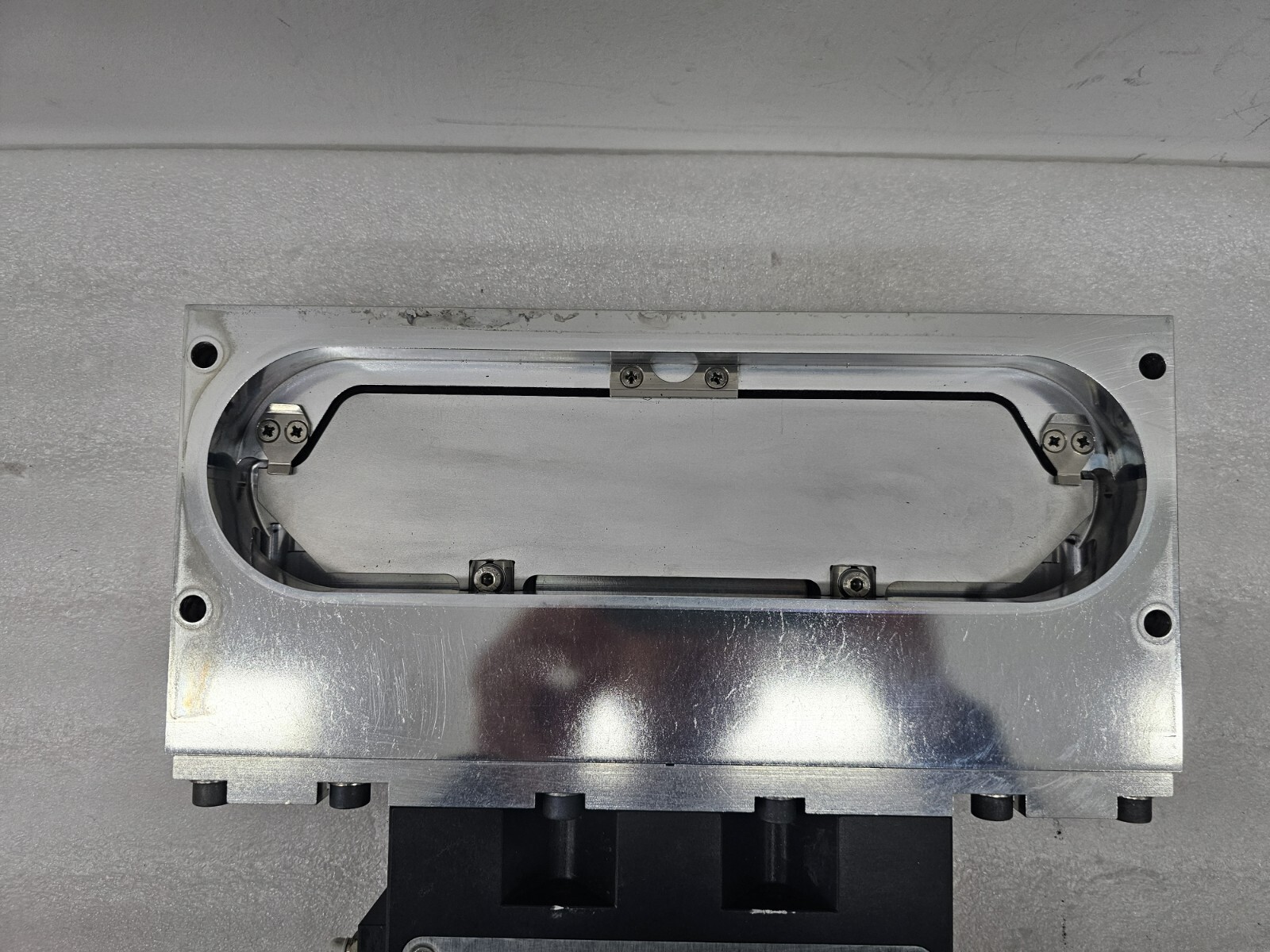 1PC VAT 02010-BA24-0001 Rectangular Gate Valve