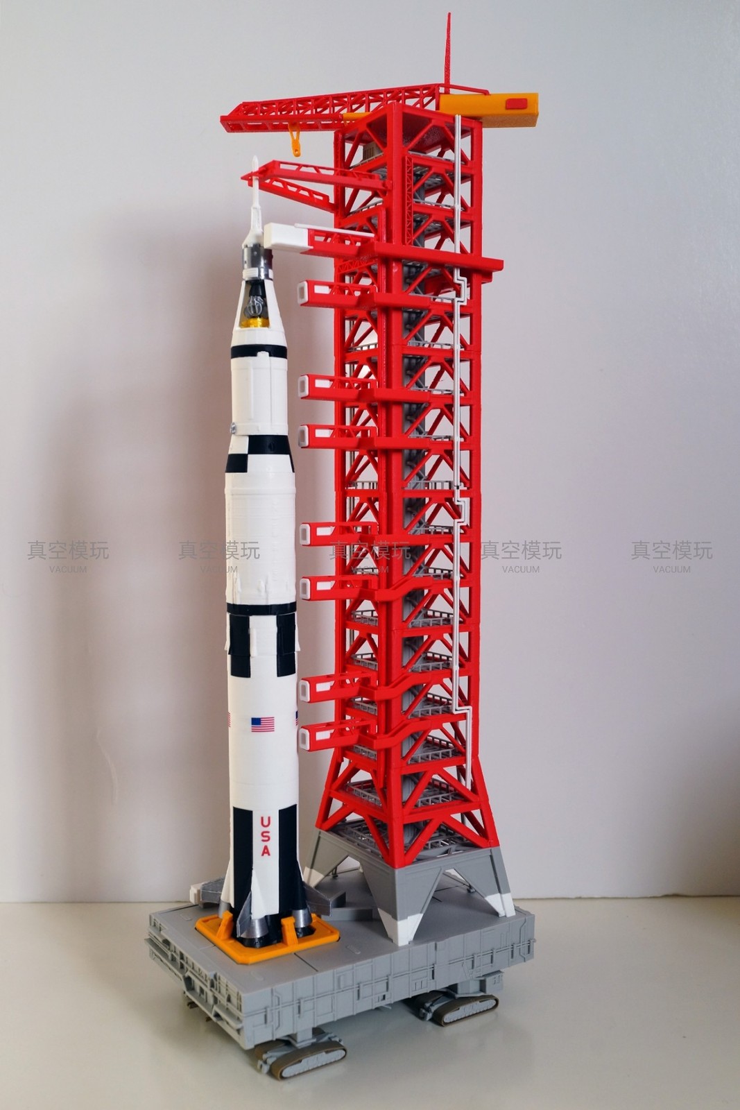 1/400 Saturn-5 Launching Tower Frame Model Rocket Painted Model Set Toy Gift NEW
