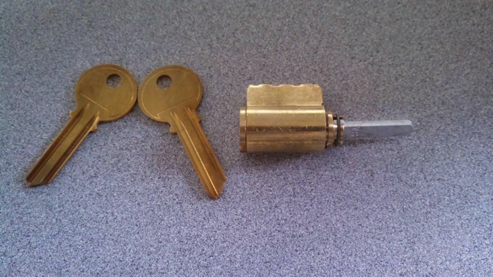 LOCKSMITH LORI 1530 KEY IN KNOB LEVER REPLACEMENT US4 CYL 5 PIN YALE 0 BITTED