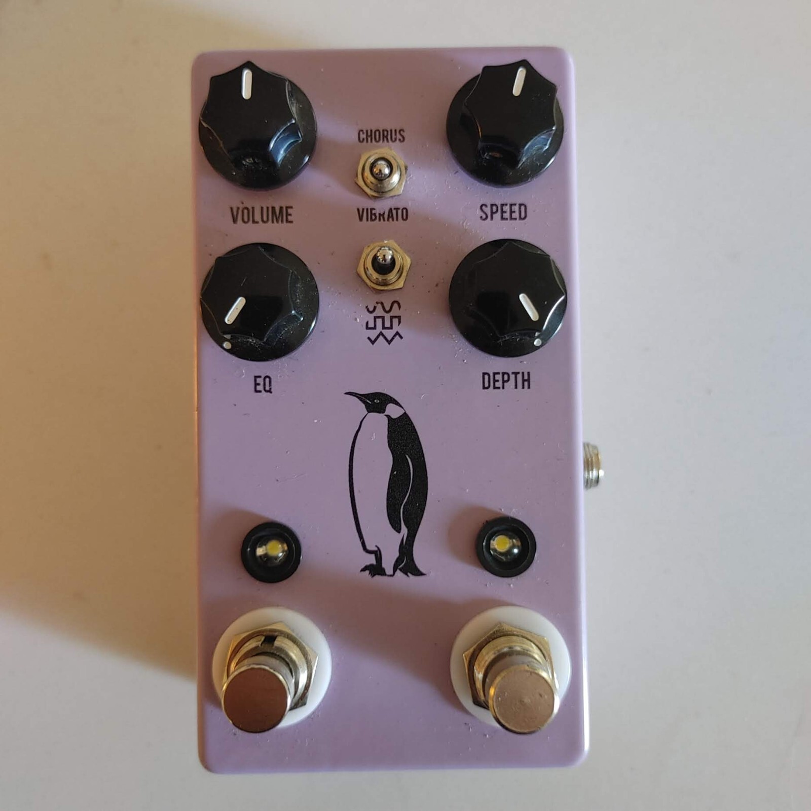 JHS Emperor V2 Chorus Vibrato pedal