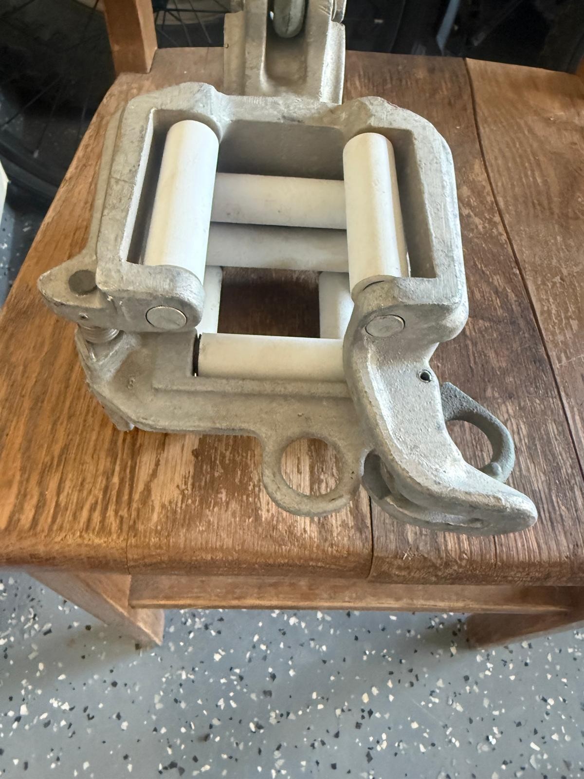 Chance Roller Wireholder roller puller