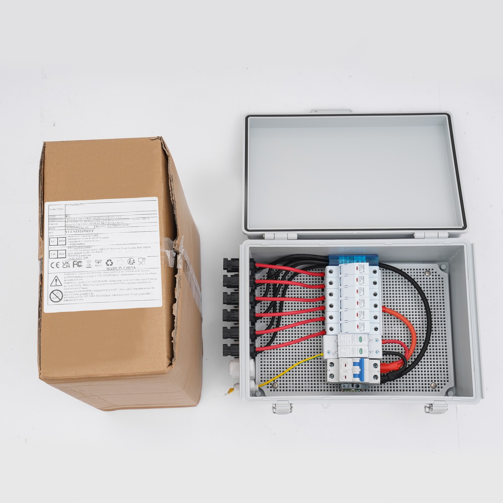 6 String Solar PV Combiner Box 15A Circuit Breaker for Solar Panel Plastic