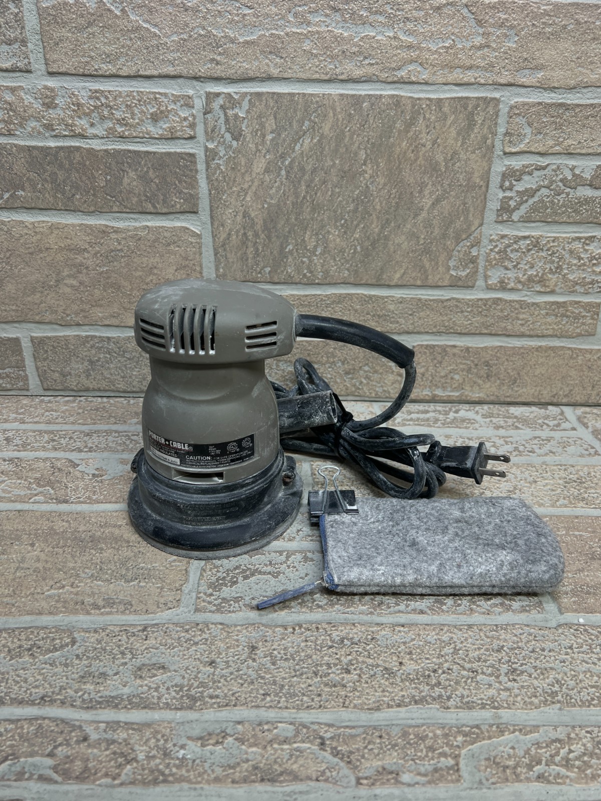 PORTER CABLE MODEL 333 QUICKSAND 5" RANDOM ORBIT FINISHING SANDER, TESTED