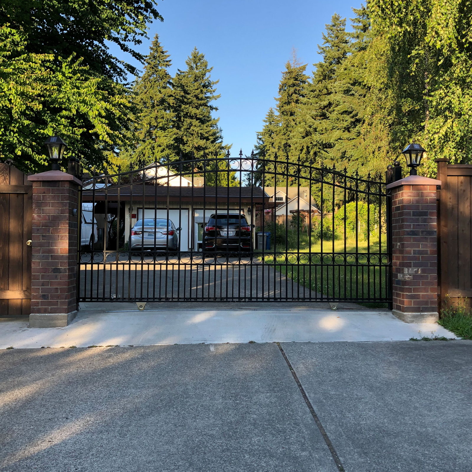 ALEKO London Style Ornamental Steel Single Sliding 14' Driveway Gate