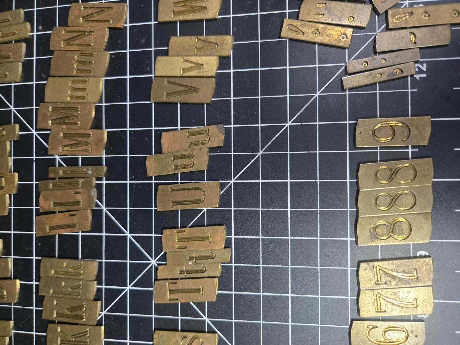 New Hermes Brass Engraving Font Set 35-310 Double Line Upper & Lower Case