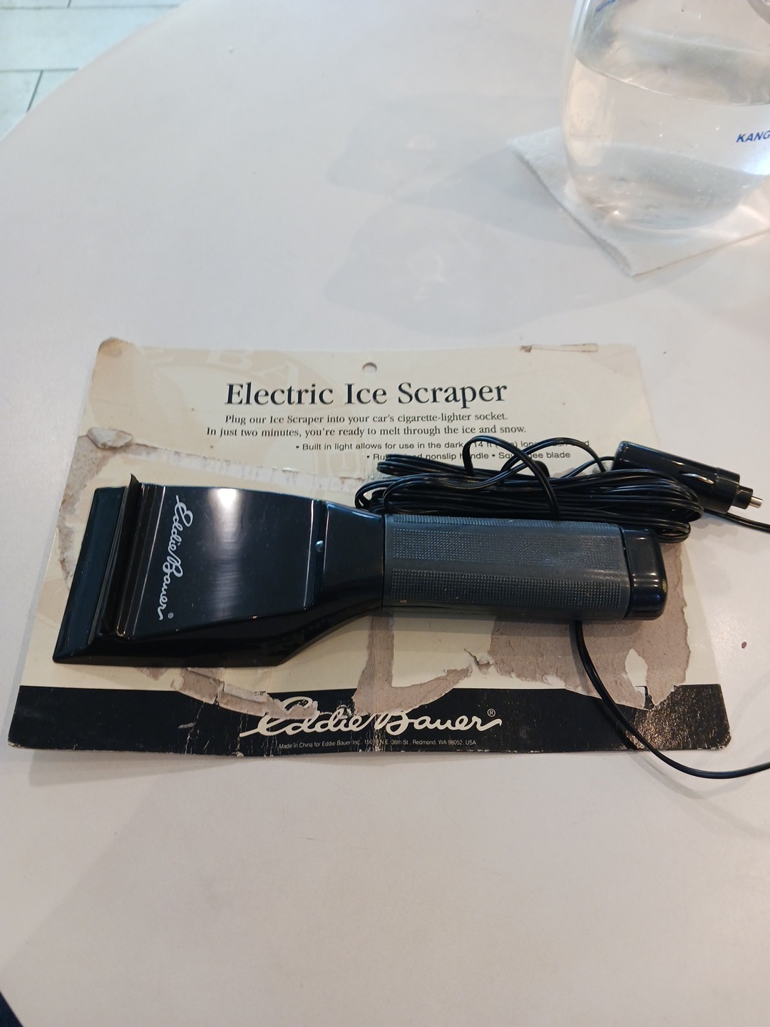 EDDIE BAUER ELECTRIC ICE SCRAPER NEW