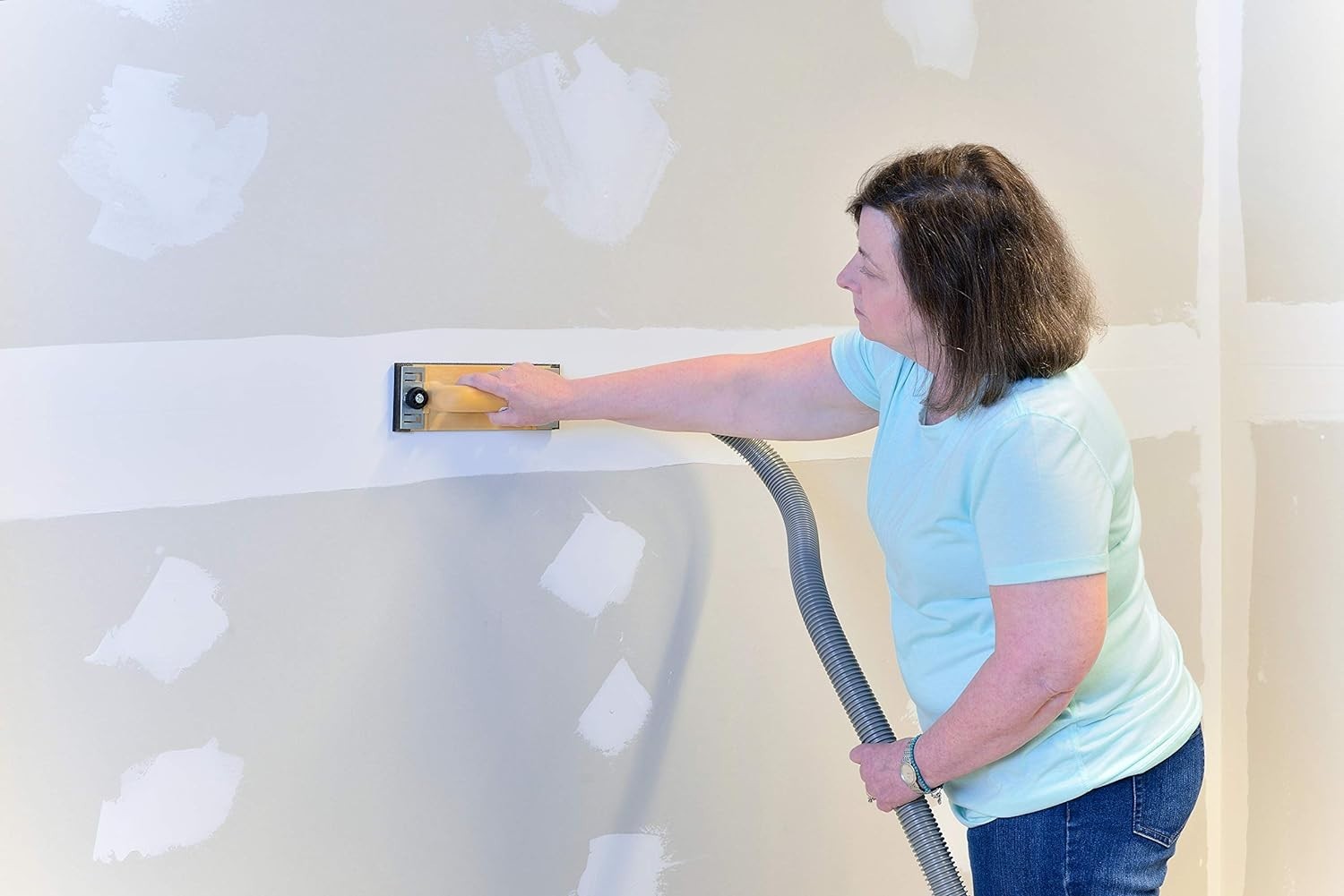 Versatile Dust-Free Hand Sander with 6' Hose: Protects Your Space Effortlessly