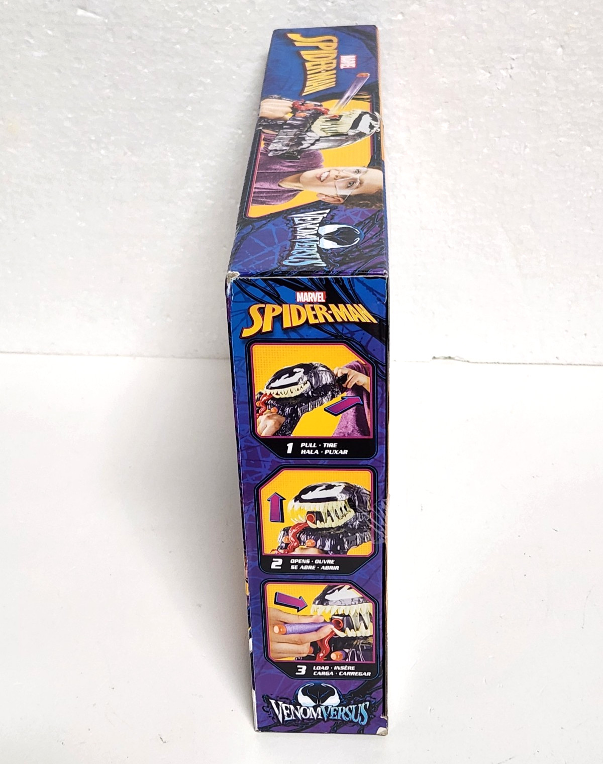 Nerf Marvel Spider-Man VenomVersus Strike Blaster - Hasbro *Box Damage