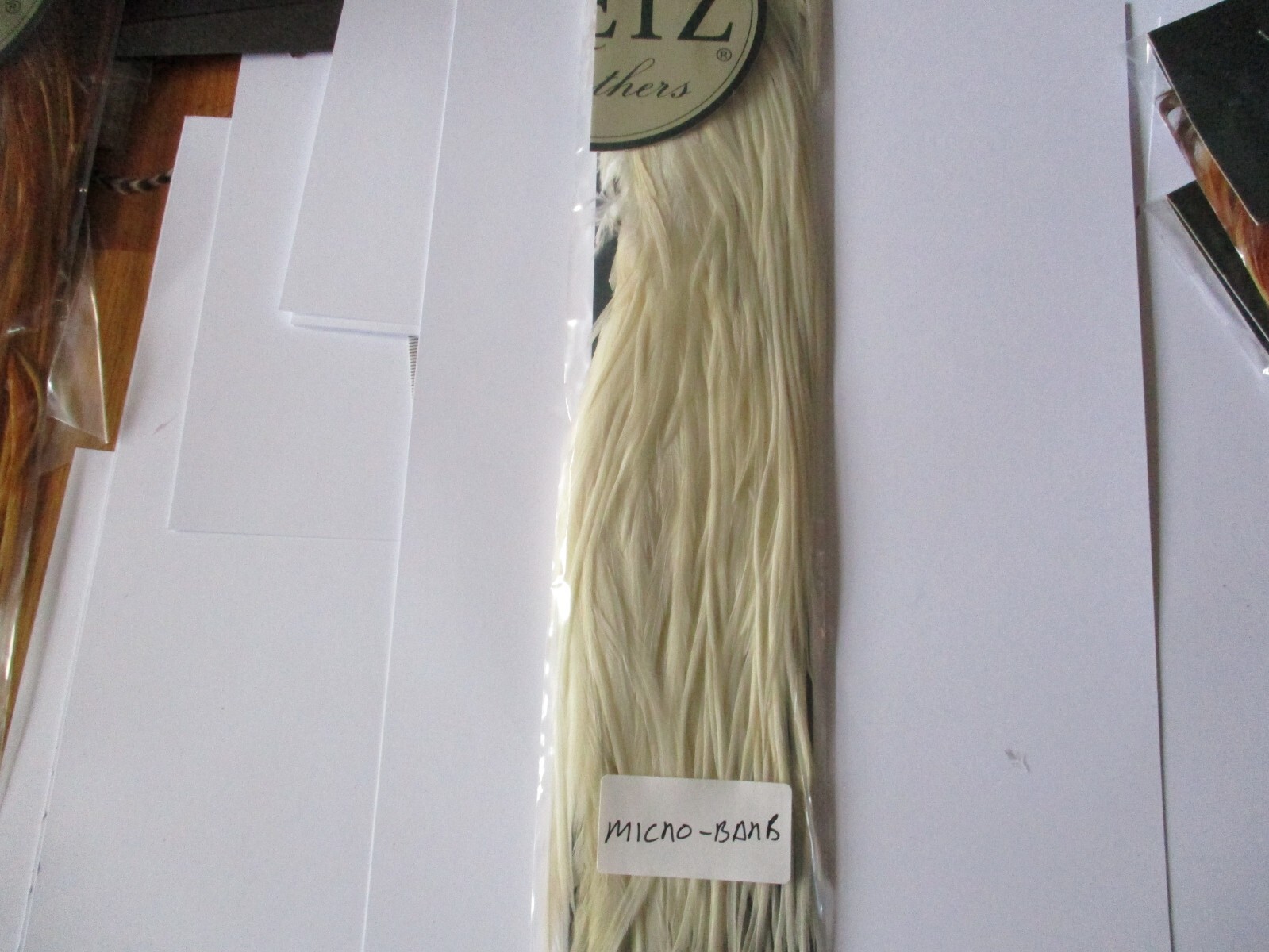 metz micro barb cream saddle rooster hackle grade 2 half fly tying materials