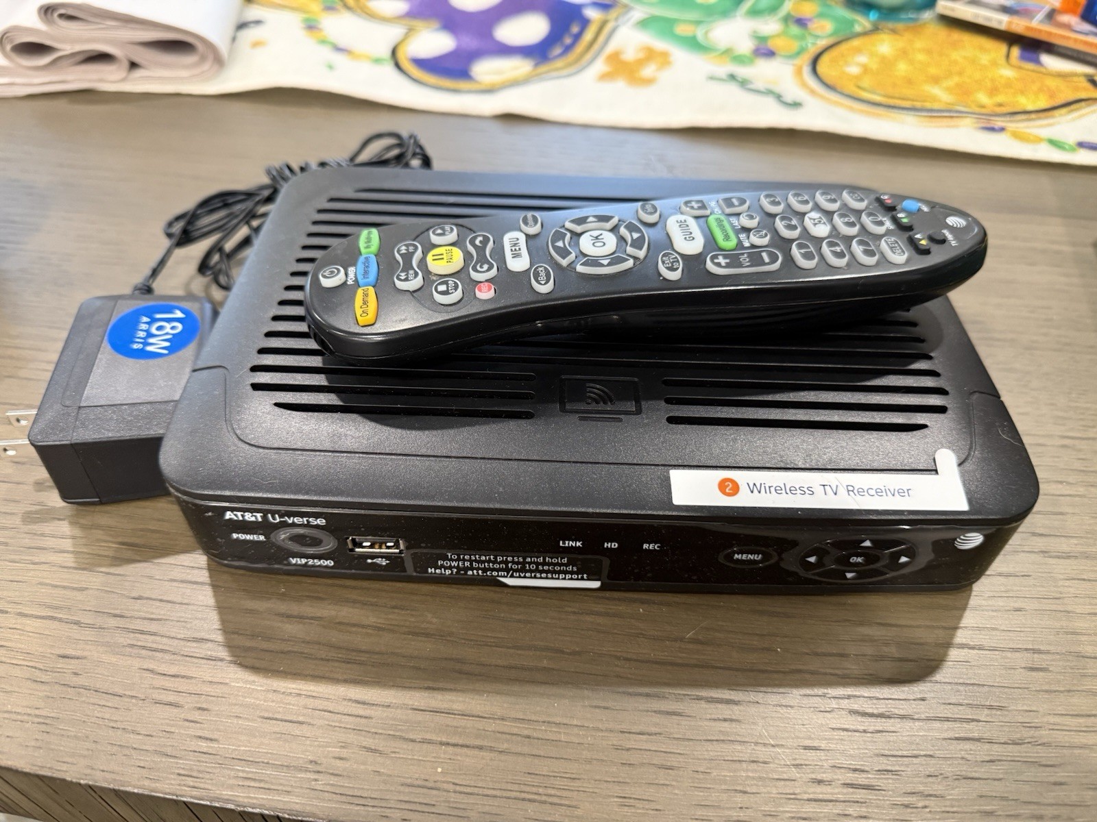 ATT Receiver Model VIP2500
