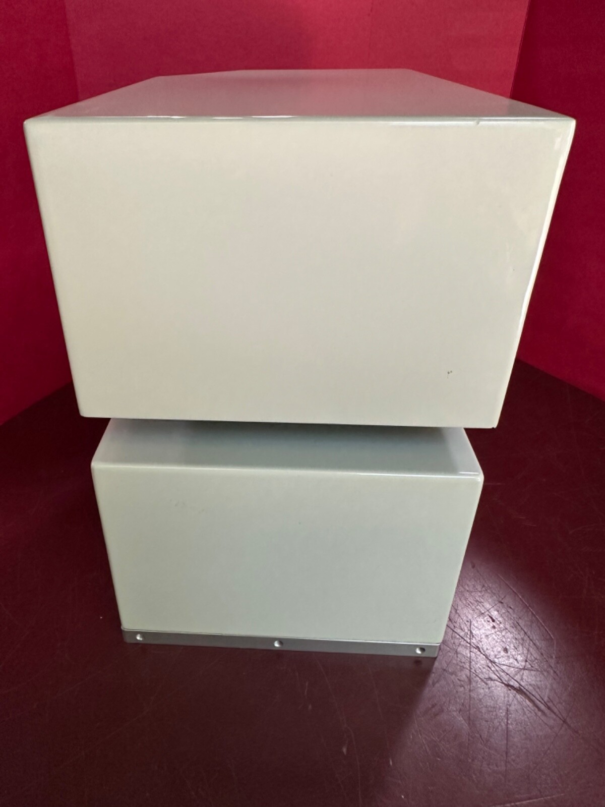 AS IS UNTESTED Brooks Automation PN: 194182 / 196635 Robot Wafer Pre-Aligner
