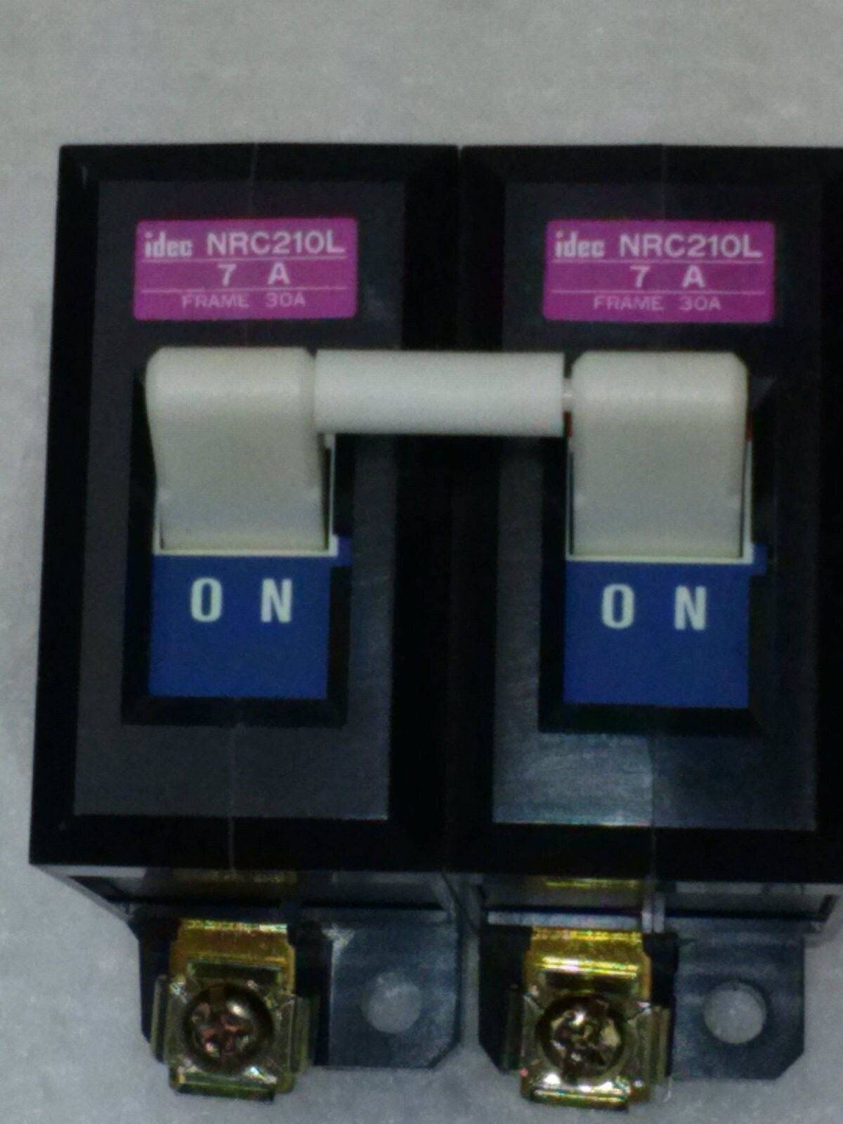 TEL Tokyo Electron NRC21OL Gas Box Circuit Breaker, 2 pole, 7 amp 220V, take out