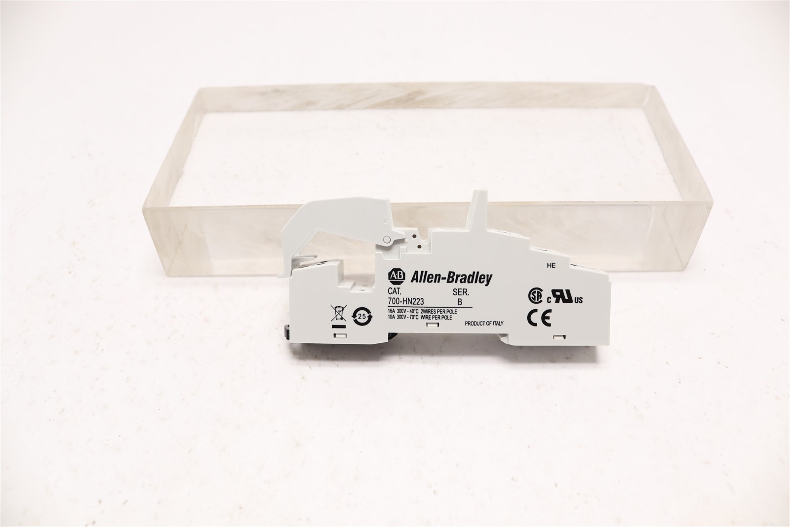 ALLEN BRADLEY RELAY BASE 700-HN223/B