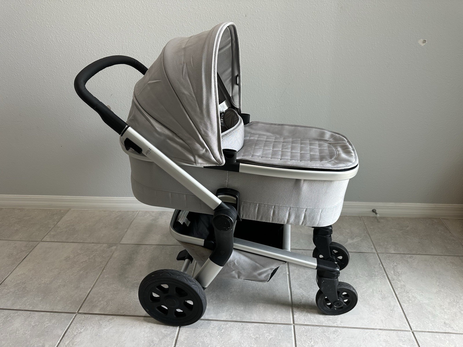 Joolz Hub Stroller,Bassinet ,Reversible Seat Gray/Black
