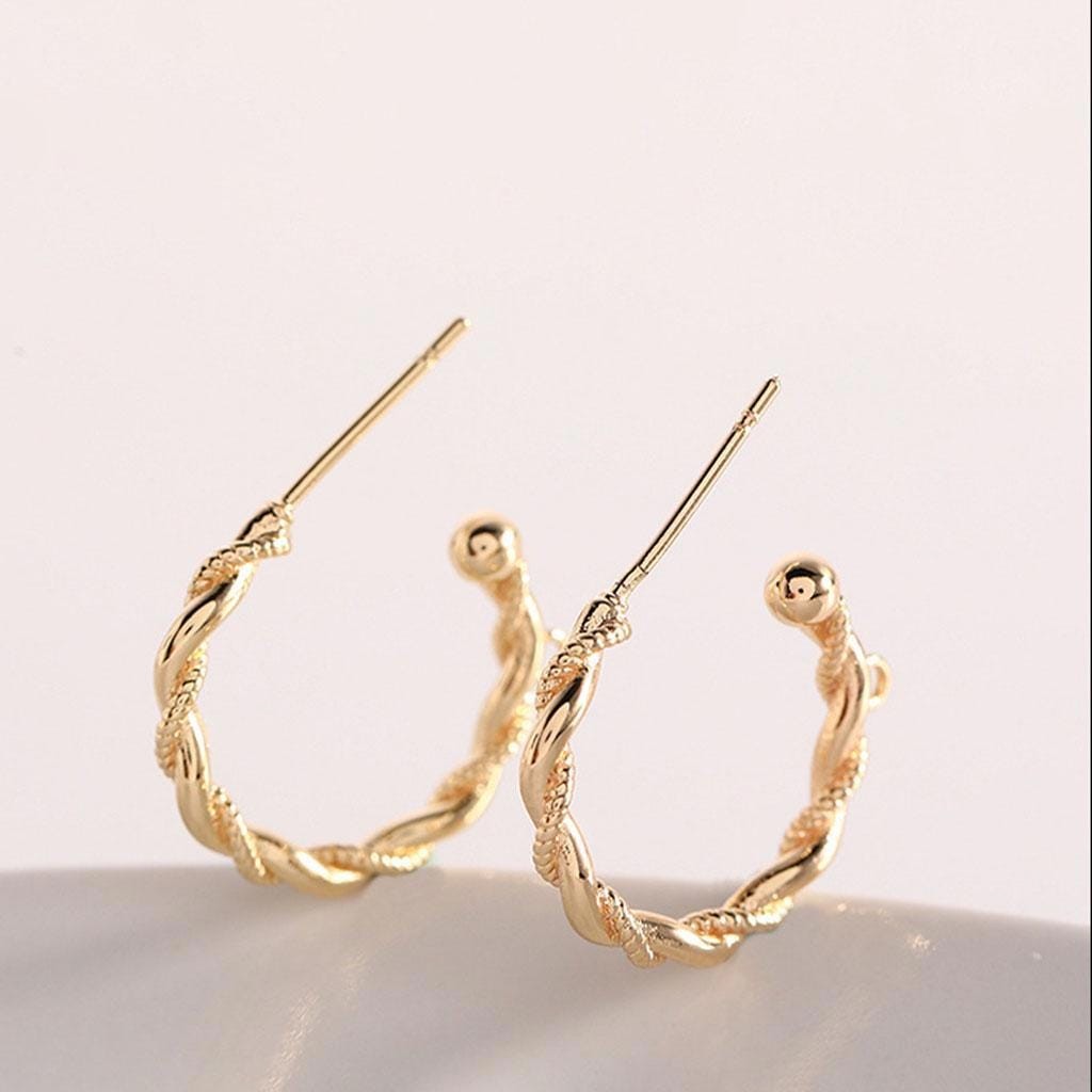 2Pairs 18K Gold Plated Brass Stud Half Hoop Earrings Component Connector GZR518