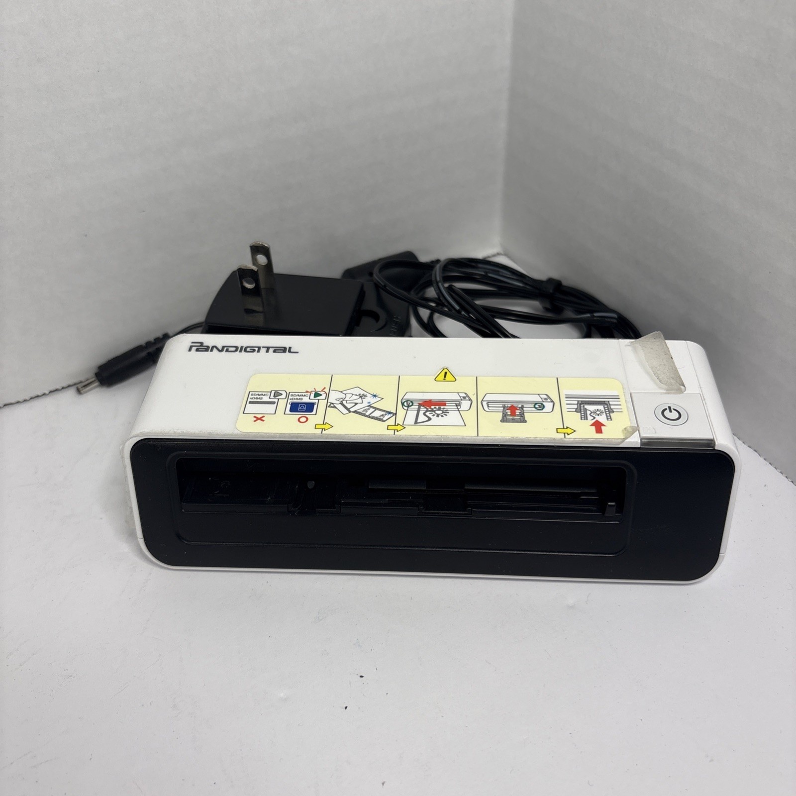 Pandigital Photolink One-Touch Scanner PANSCN05 4x6 Photo, Slide & Negative