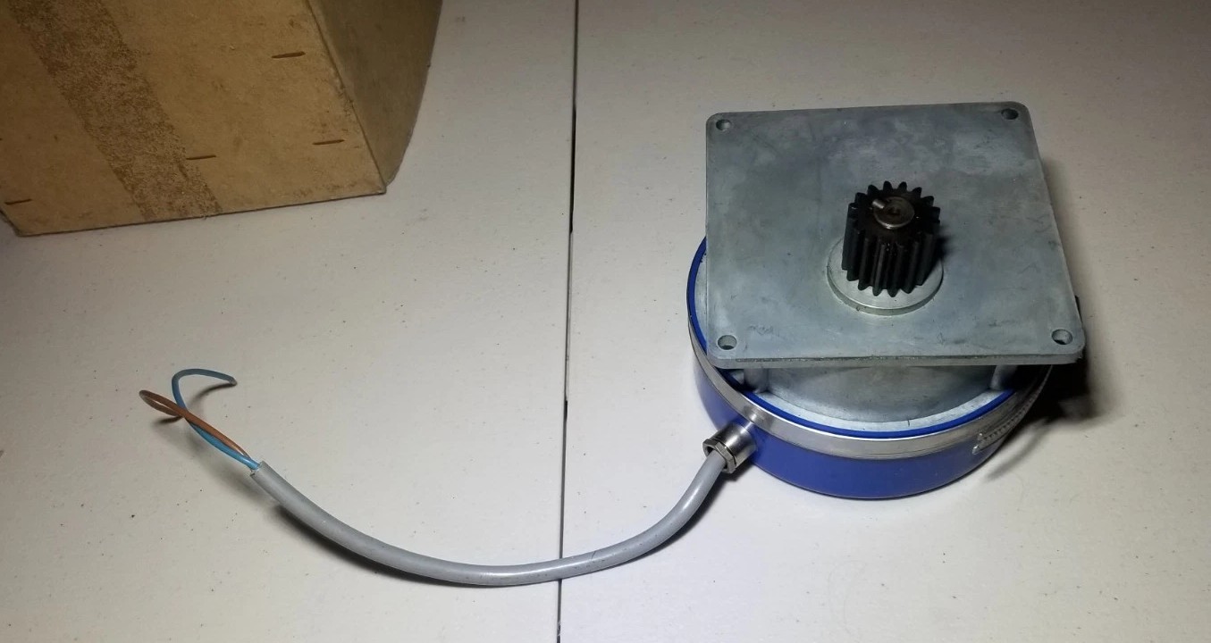 Motor 81.186.5151 for SM74 SM102  Circumferential Motor for Heidelberg Printer