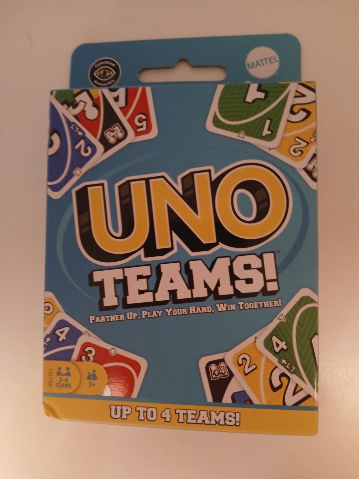 Mattel UNO Teams Card Game for Family Nights, Game Nights, Travel, Camp. NEW