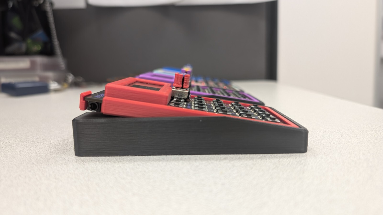 Teenage Engineering Pocket Operator Case docking station left and right