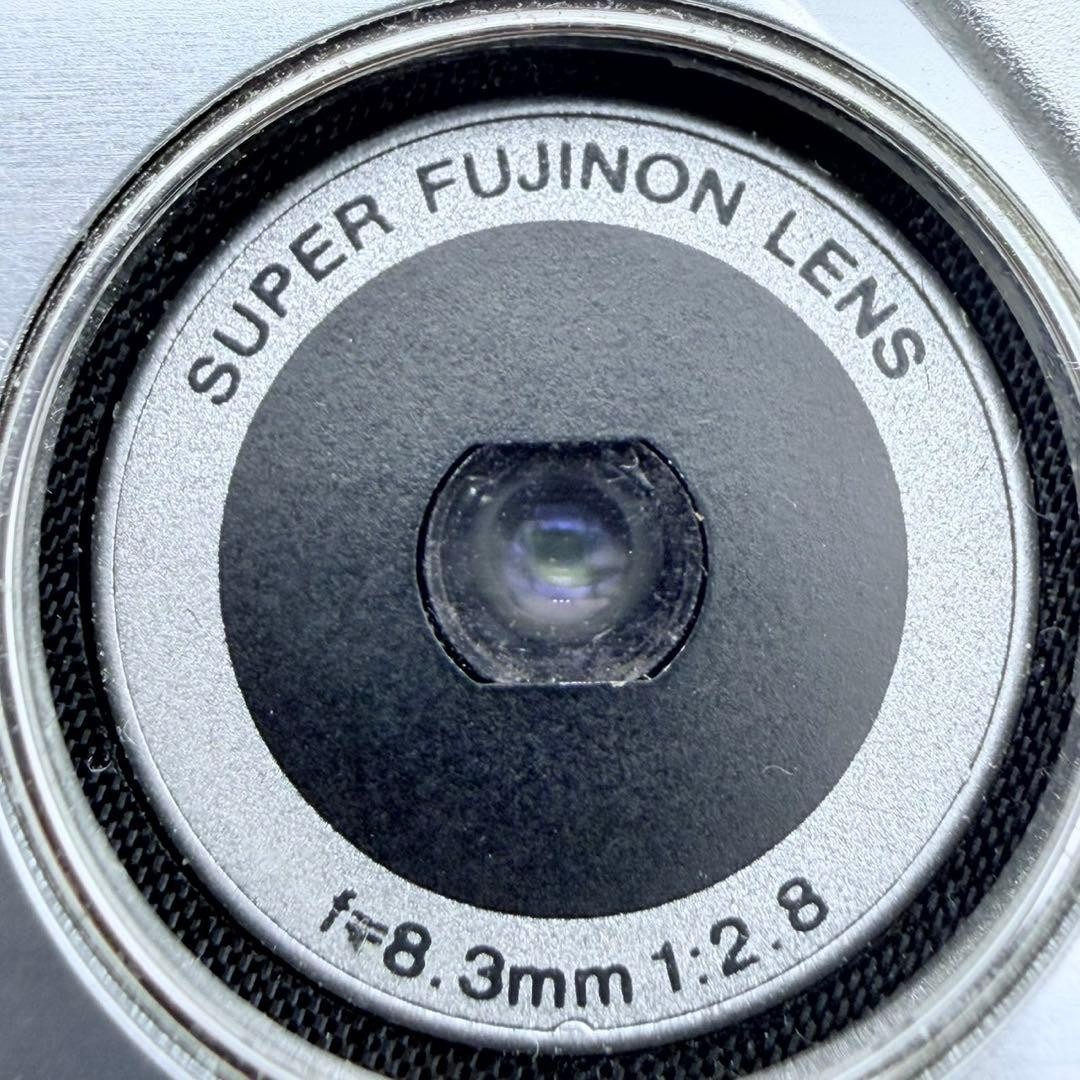 Fujifilm FinePix 50i Digital Camera 2.1MP Compact Silver Tested Working Japan